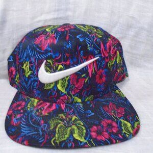 Nike Swoosh Logo Floral Tropical Snapback Flat Bill Embroidered Rasta Cap Hat